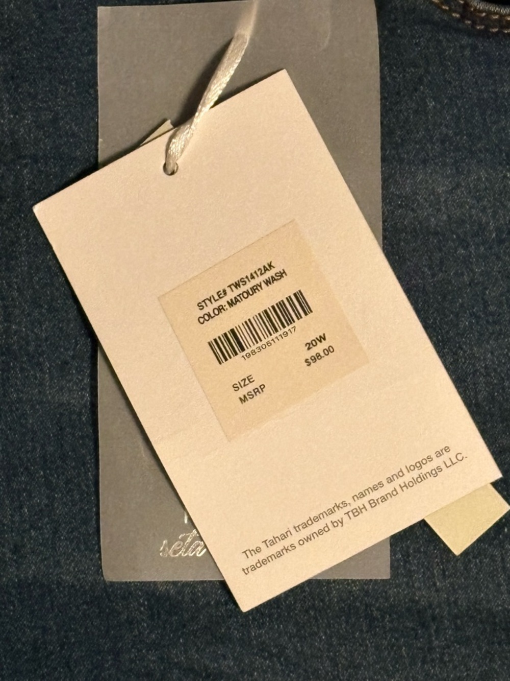 Tahari Mid Rise Bootcut Jeans 20W Dark Wash Stretch Denim NWT Flare - Picture 5 of 9